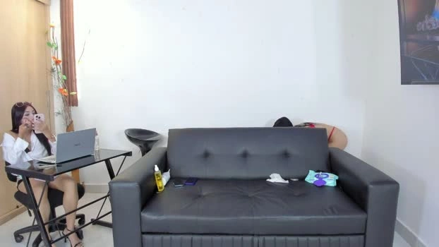 splendid_dolls 01-06-2026 HD fuckpussy deepthroat fingers Naked