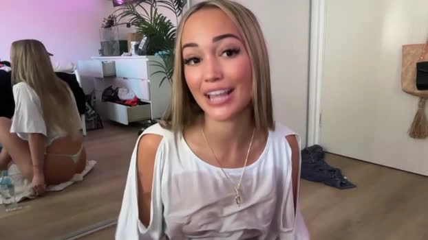 luvlivvyy 02-06-2026 HD yummy Ass toys ass