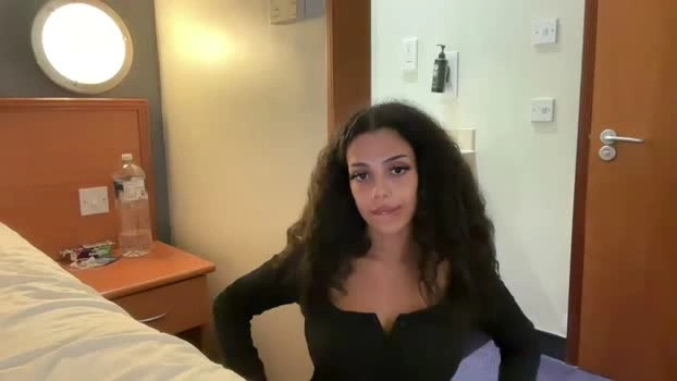 lz_britboy 02-06-2026 HD kissing suckcock bigboobs kissing