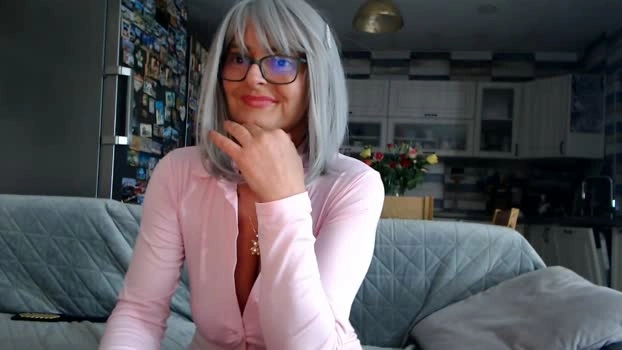 whitesilvery 02-06-2026 HD wet moan lickpussy striptease