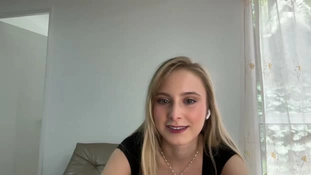 ellykeyofficial 05-06-2026 HD fuckass kinky yummy fuckface