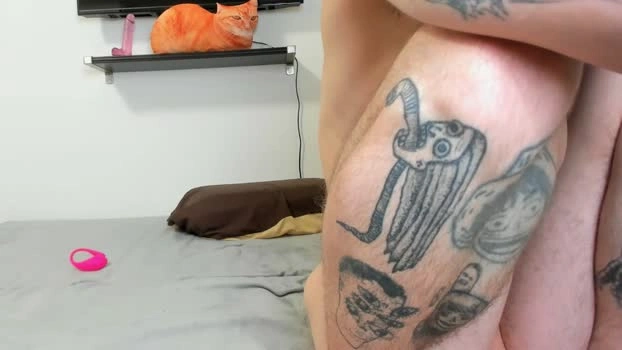 raveneusbiter 06-06-2026 HD suckcock playtime legs sex