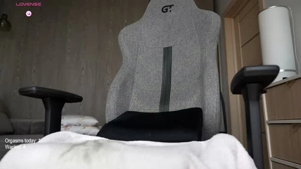 ronny_ponny 07-06-2026 HD play fuckme sexybody spank
