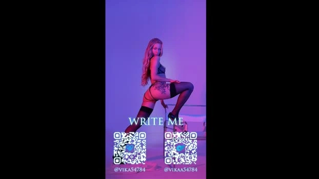 vika54784 07-06-2026 HD kissing cute spank sexyfeet