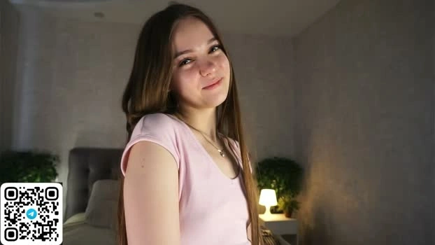 auroralowen 08-06-2026 HD legs play bj-dildo sexykitty