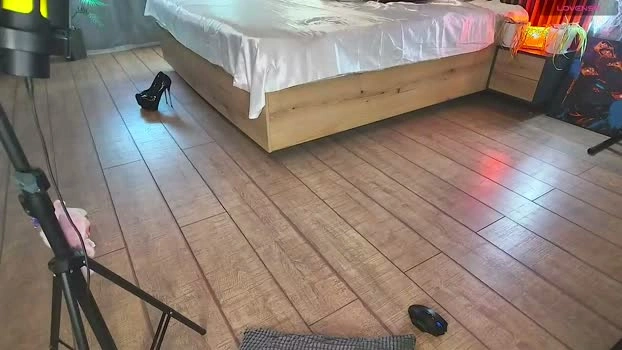 fox_eyesavage 08-06-2026 HD cute kissing striptease big
