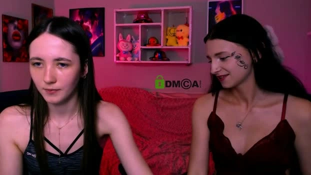 caroline_honeyy 10-06-2026 HD lickpussy love strip natural