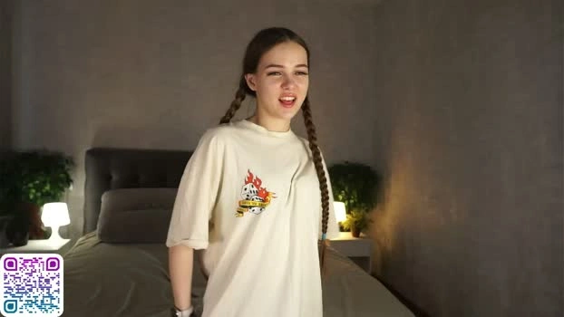 auroralowen 12-06-2026 HD fingering sexykitty beauty beautiful