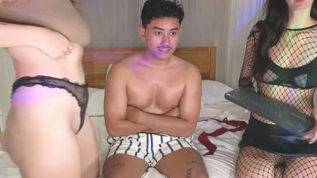 heidiluceous 12-06-2026 HD show kiss Pretty kinky