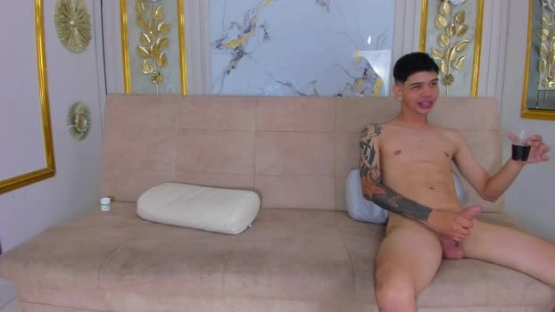 golden_girl_house 14-06-2026 HD bigtoys wet bigtoys Cam