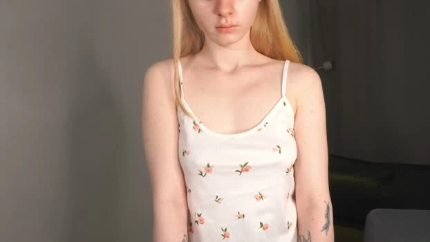 seebunny 13-06-2026 HD fuckme fuckface legs hot