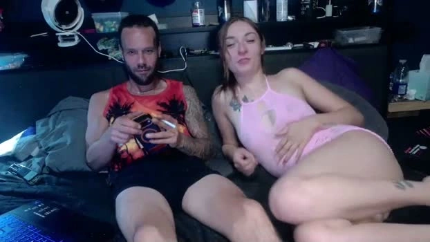 lovecoupleqc 15-06-2026 HD strip toys sexy kissing