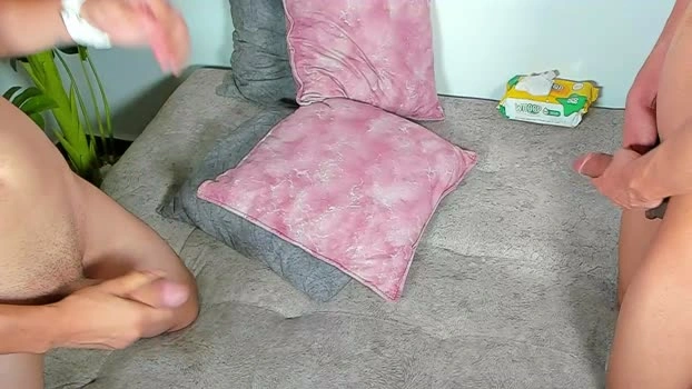 iconic_stars 17-06-2026 HD tits gag sexybody bigboobs