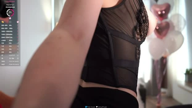 lynnalltop 18-06-2026 HD beautiful ass kissing toy