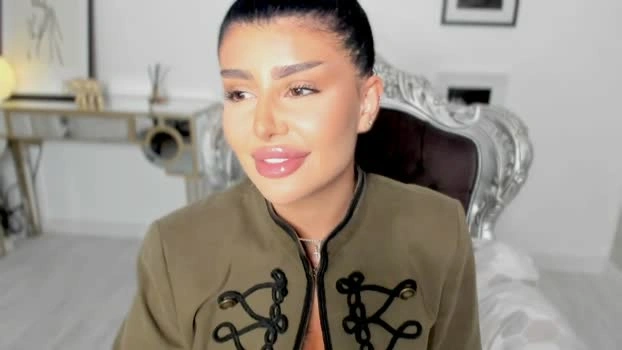 moniqueeass 27-06-2026 HD suckshow beauty strip kiss