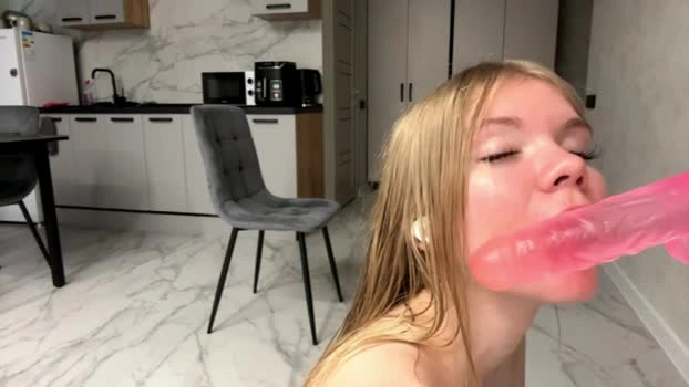 dewdropdoll 28-06-2026 HD striptease spank Pretty sucktits