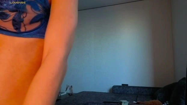 hoaarisa 28-06-2026 HD naughty kissing toy wet