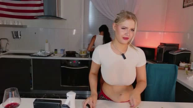 oliviabr0wn 28-06-2026 HD nasty boobs kiss jerkoff