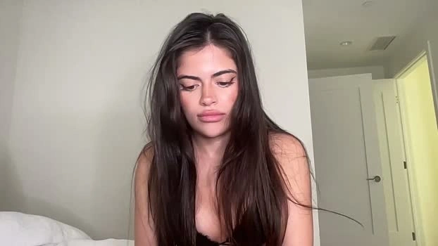 poutyselena 29-06-2026 HD Webcam play sexyfeet bj-dildo