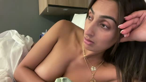 camiliakxoxo 02-07-2026 HD sweet striptease Naked toy