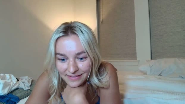 chloexbabe 04-07-2026 HD legs Topless pussy yummy