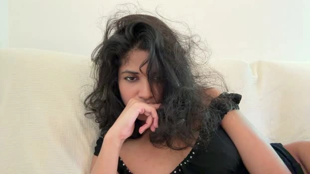 mriea_ 04-07-2026 HD Topless kiss playtime fuckface