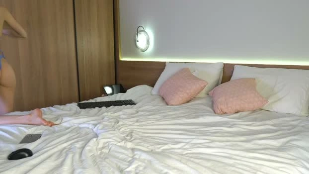 milly____ 04-07-2026 HD lovense deepthroat suckshow beautiful