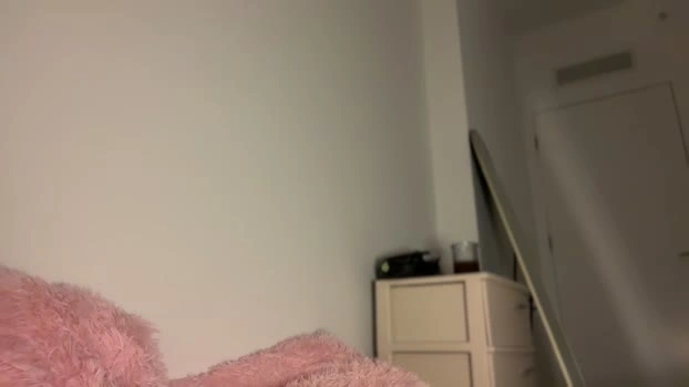 skye_summerss 17-07-2026 HD cute sexy lovense ass