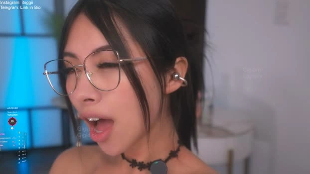 gigi_ulala 19-07-2026 HD ass bj-dildo spanking spank