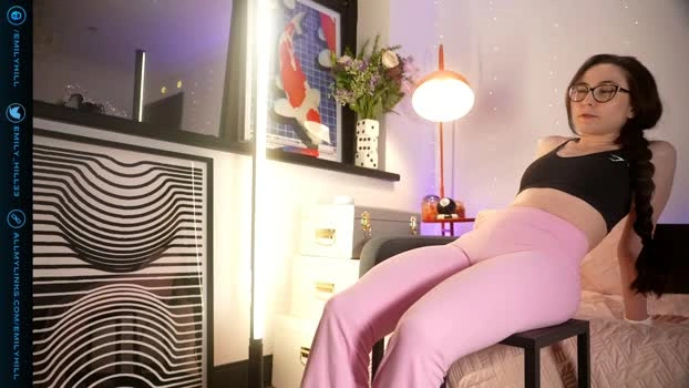 littlee33 20-07-2026 HD sexykitty kinky squirt beautiful