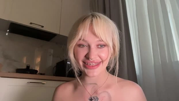 golden_alinee 21-07-2026 HD bigtoys suckshow Show suckcock