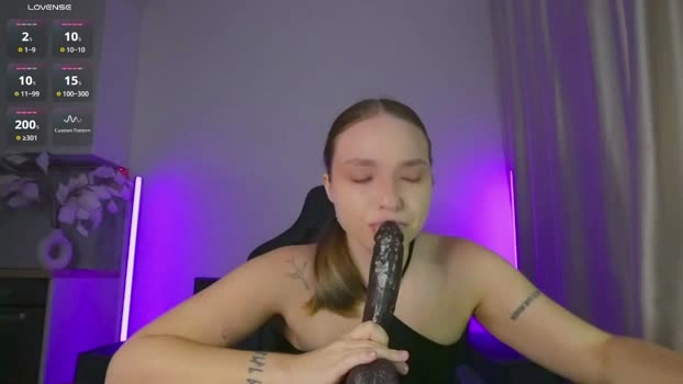 viollasinzz 24-07-2026 HD Show fingers hot Wet