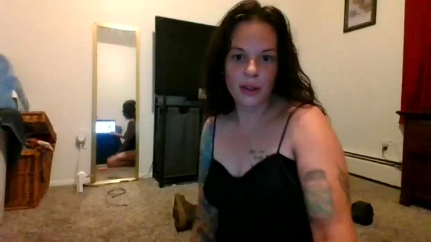 talktomenicely_