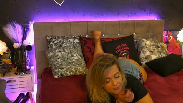 zoemesmerizee 28-07-2026 HD beauty nude blowjob beautiful